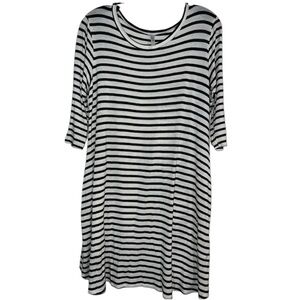 Women’s Yee Boutique Top with Pockets, Size Small